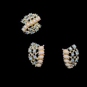 Gold Tone Faux Pearl & Rhinestone Abstract Brooch And Clip On Earrings Set (5129